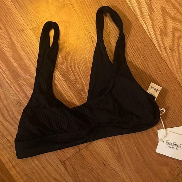 Black ribbed bikini - Picture 5 of 5